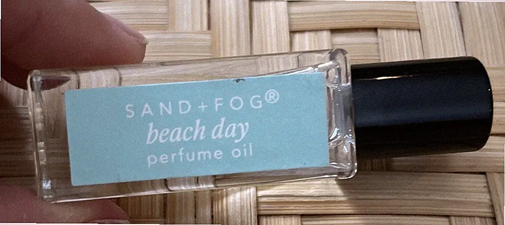 SAND + FOG Perfume Oil Roller BEACH DAY Eau De Parfum Travel Size .17 fl oz